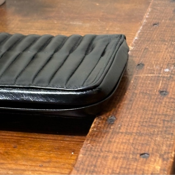 Hobo International Rebecca Pleated Black Clutch. Zip Around. Multi Pocket